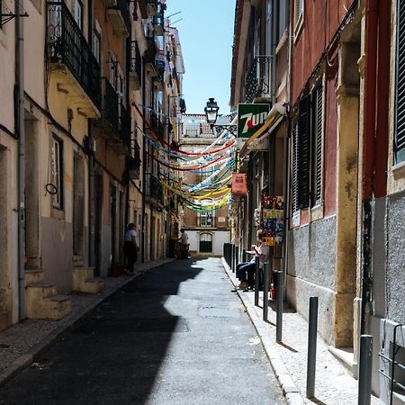 Cozy & Small Studio In The Center Lisbon Exterior photo